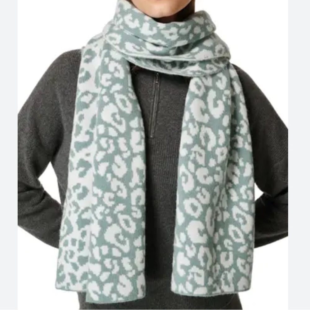 Sweaty Betty London Leopard Paint Soft Wool Blend Scarf/Wrap NWT